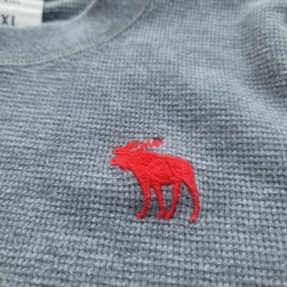 Abercrombie Kids Top Boys Gray Red Muscle Waffle Pullover Logo Youth Fitted XL - Picture 6 of 8